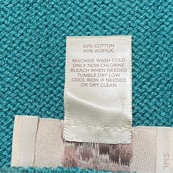 LOFT CABLE KNIT SWEATER - Picture 6 of 6